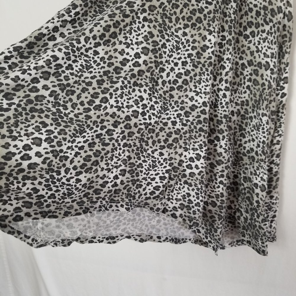 Splendid animal printed racer back tank to size XS (232) - Picture 3 of 7